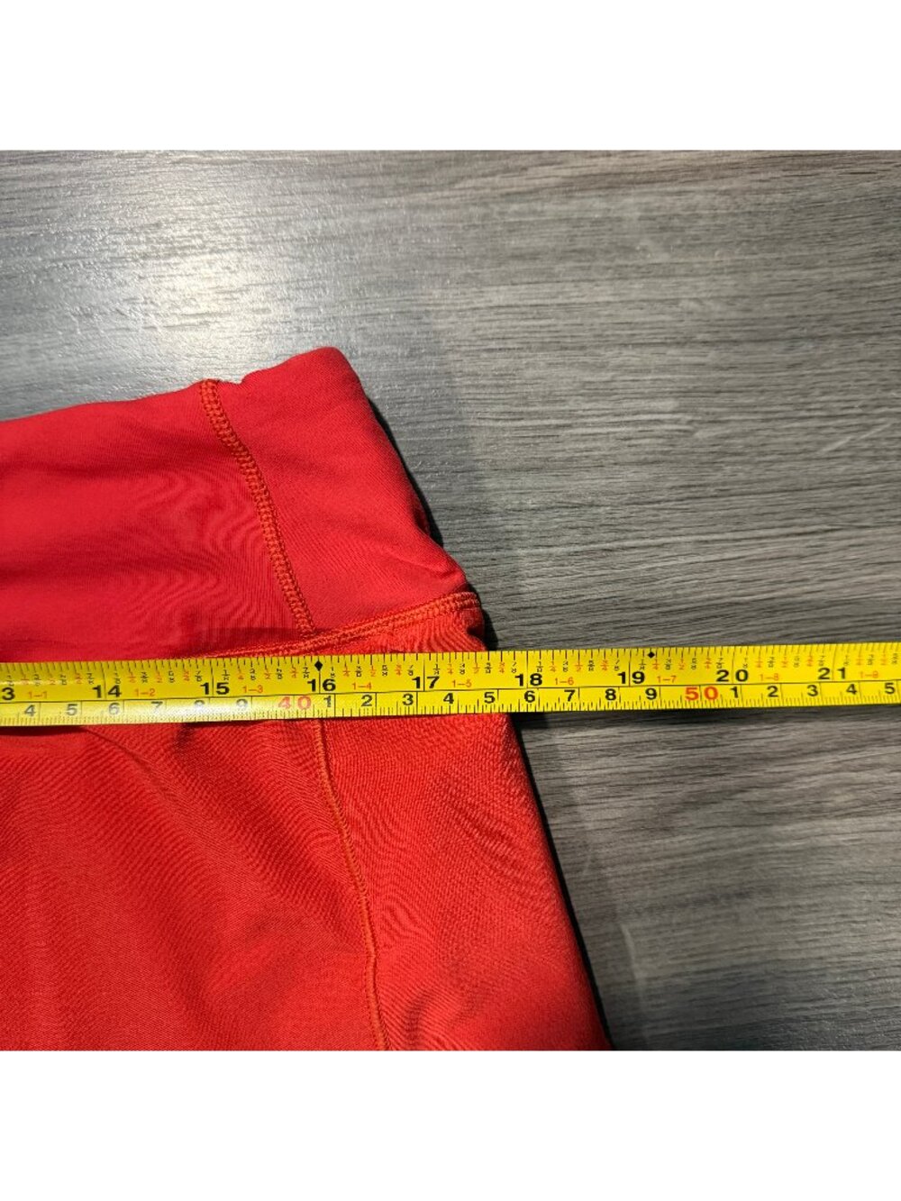 Lululemon Women's Speed Up Low-Rise Short 2.5" - Red - Picture 6 of 9